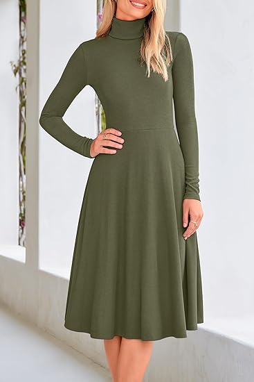 Women's long-sleeved knitted turtleneck dress